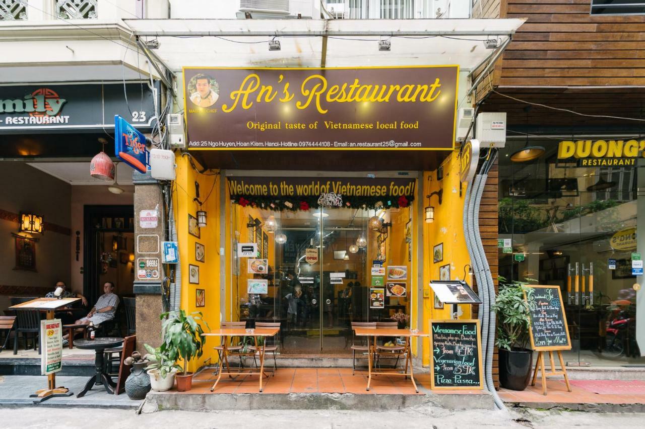 See You At Lily'S Hanoi Bagian luar foto