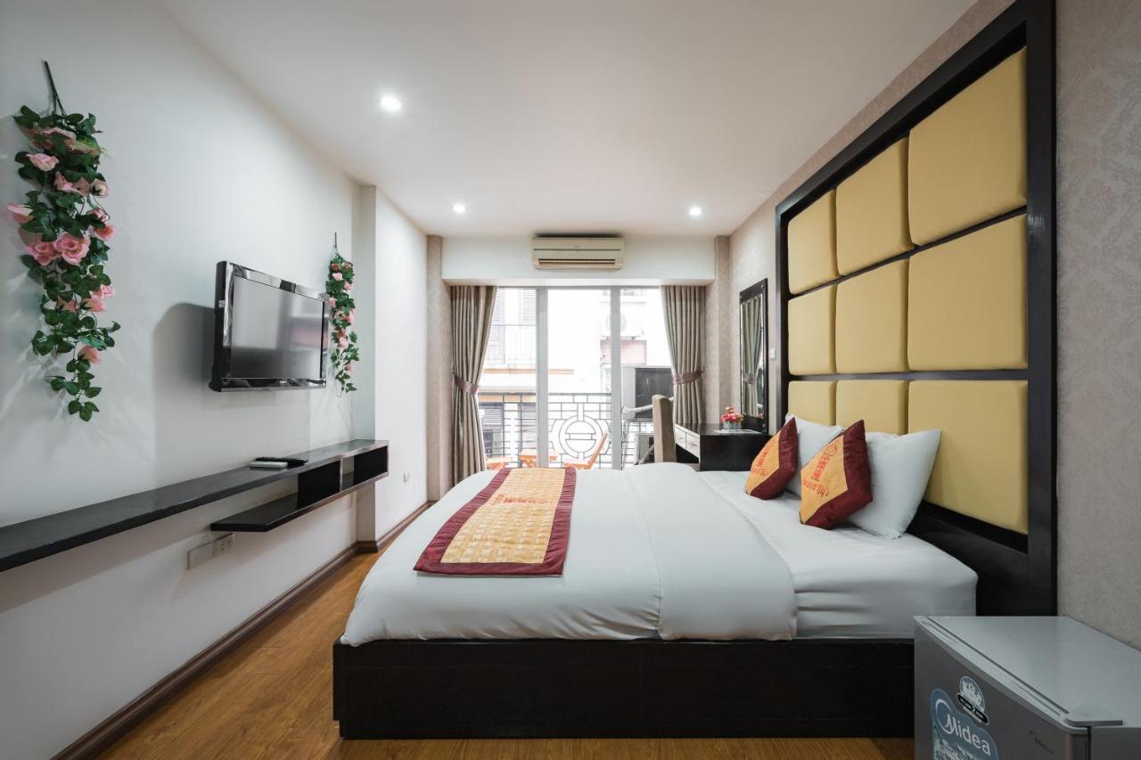See You At Lily'S Hanoi Bagian luar foto