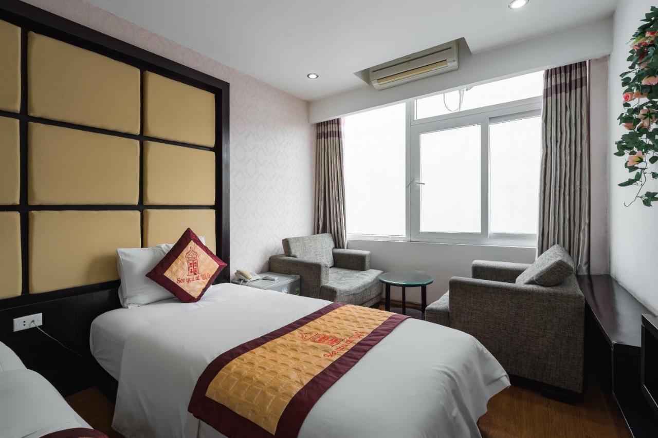 See You At Lily'S Hanoi Bagian luar foto